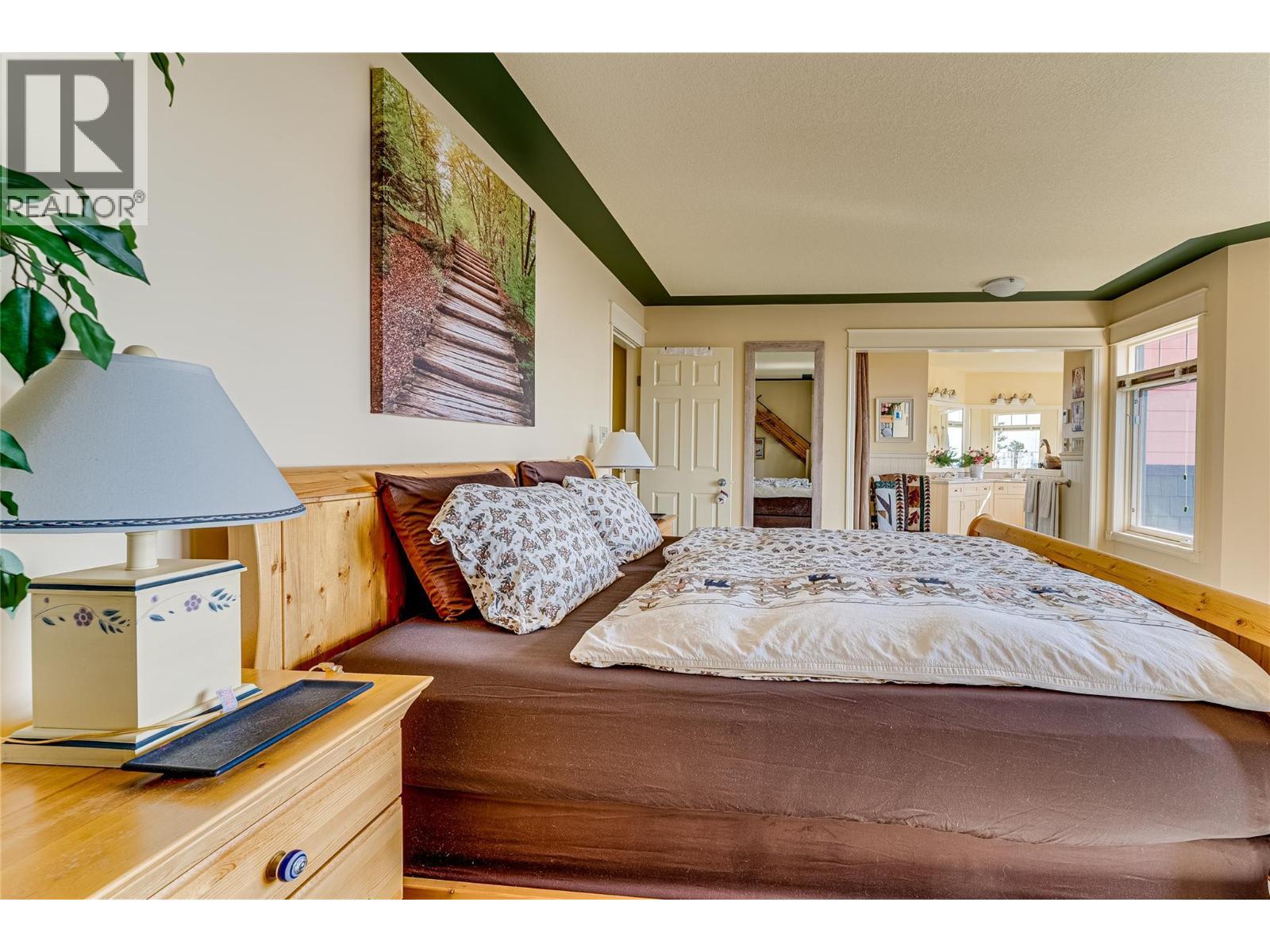 635 Monashee Road Unit# 8, Silver Star, BC - Indoor Photo Showing Bedroom