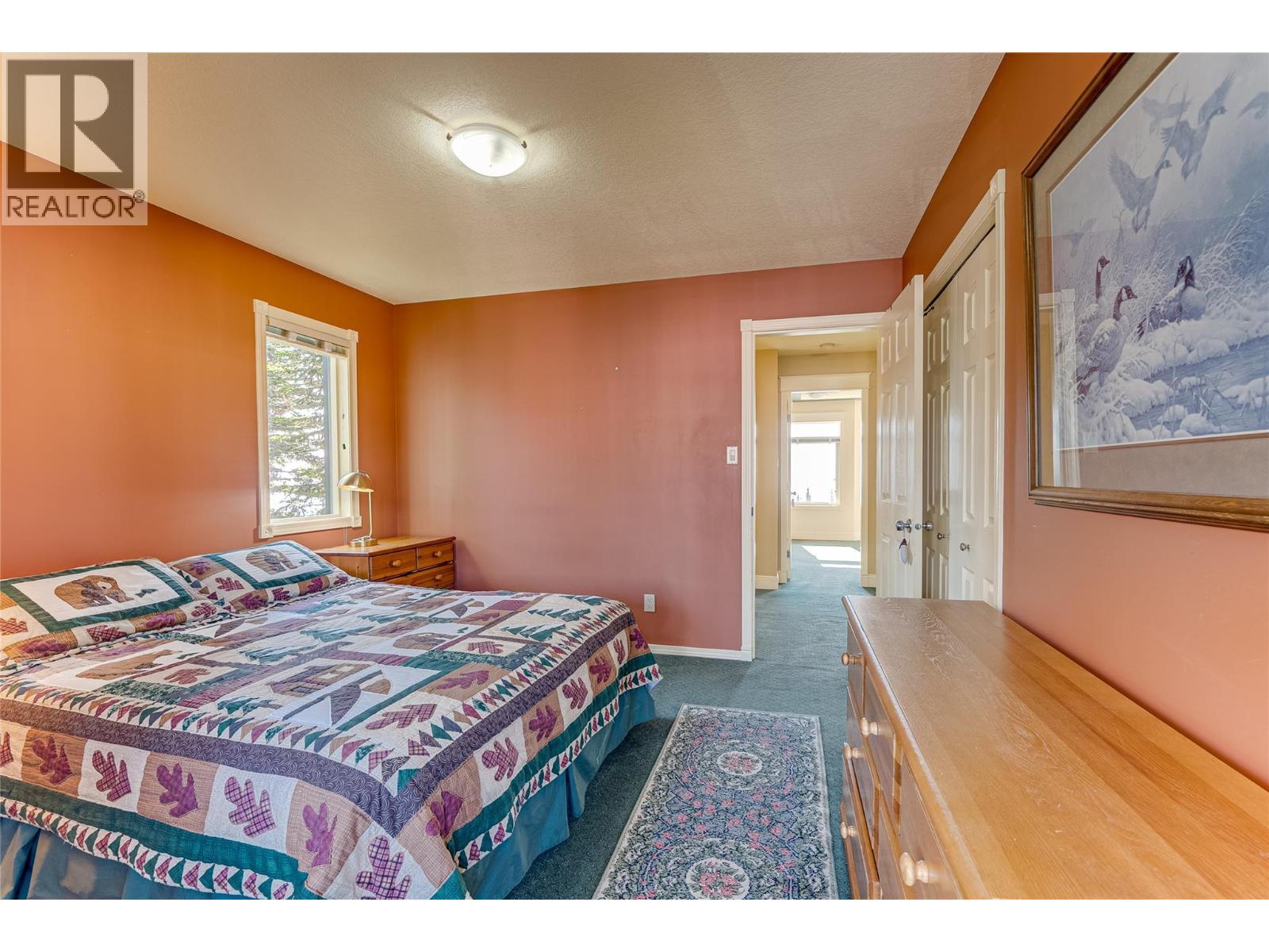 635 Monashee Road Unit# 8, Silver Star, BC - Indoor Photo Showing Bedroom