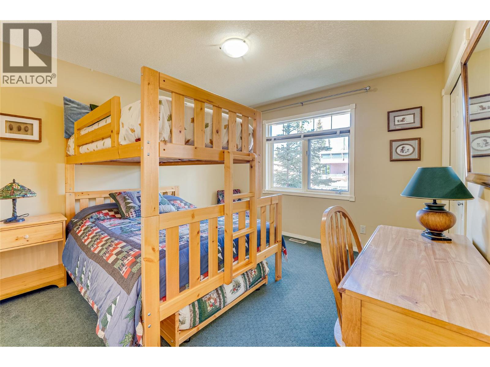 635 Monashee Road Unit# 8, Silver Star, BC - Indoor Photo Showing Bedroom