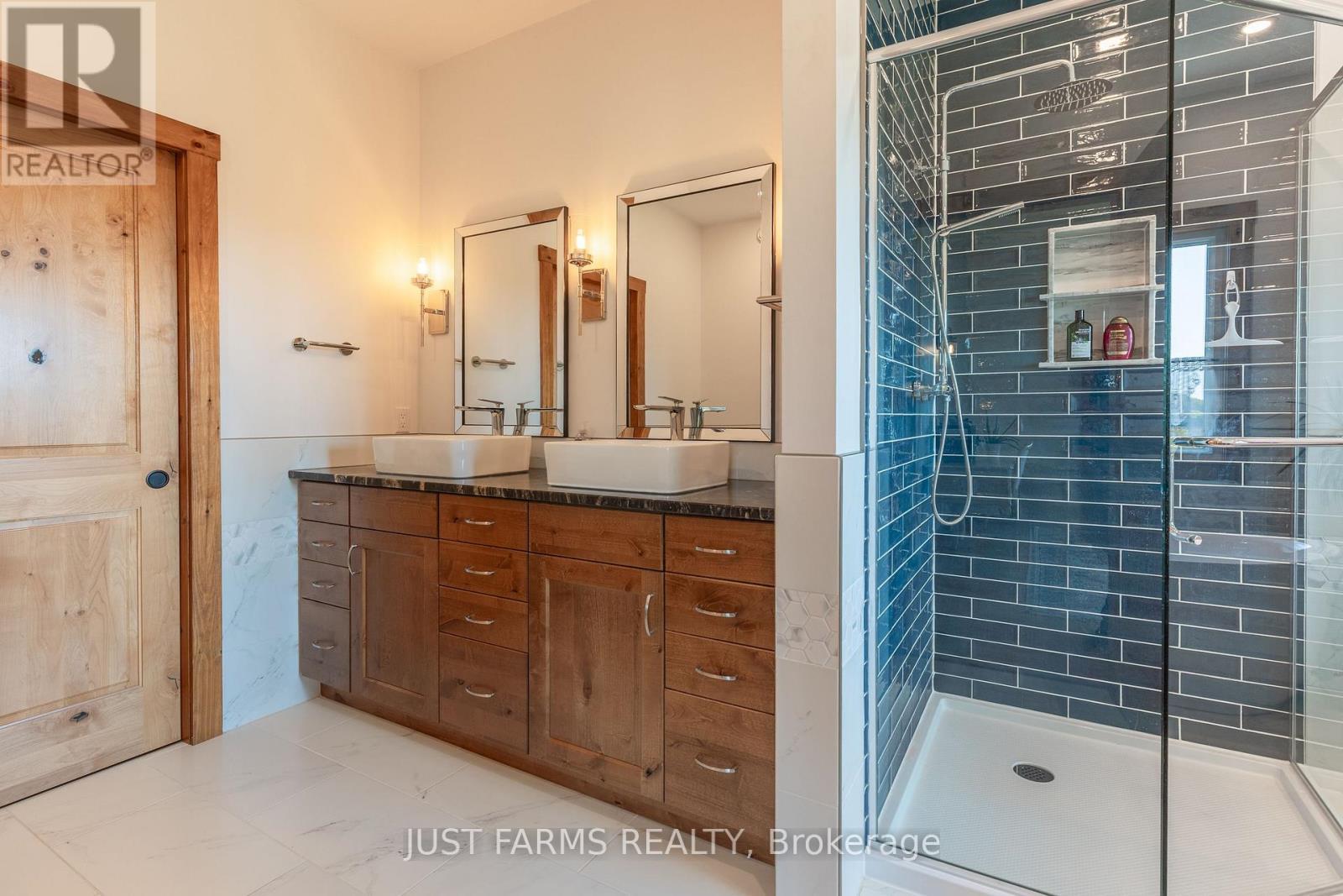 22889 Talbot Line, West Elgin, ON