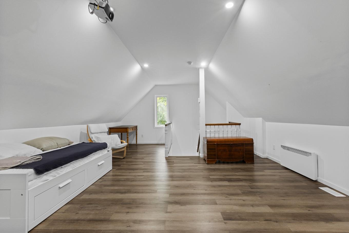 Primary bedroom - 135 Ch. Des Oreilles-D'Ours, Wentworth, QC - Indoor Photo Showing Other Room