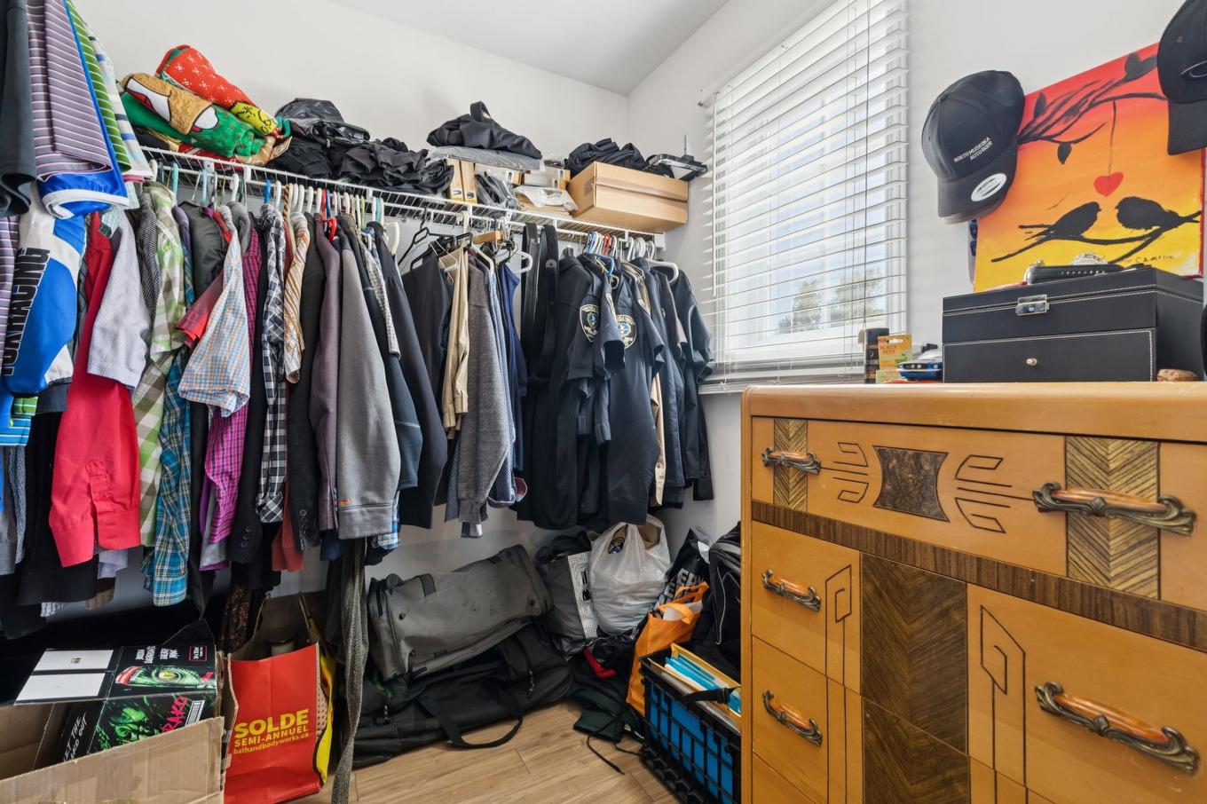 Penderie (Walk-in) - 96 Rue Scullion, Gatineau (Buckingham), QC - Indoor With Storage