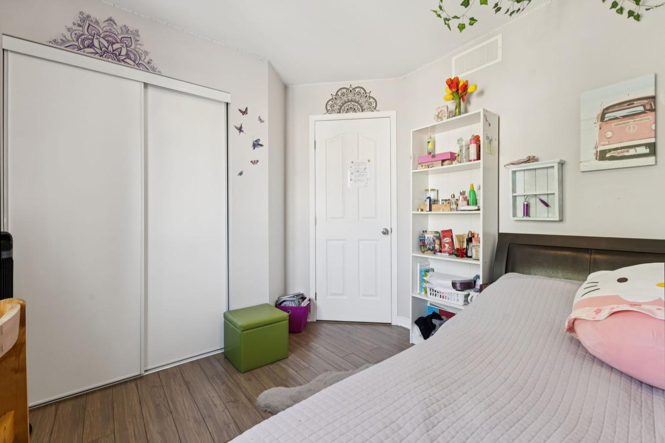 Chambre à coucher - 96 Rue Scullion, Gatineau (Buckingham), QC - Indoor Photo Showing Bedroom