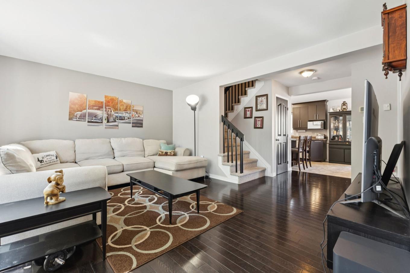 Salon - 96 Rue Scullion, Gatineau (Buckingham), QC - Indoor Photo Showing Living Room
