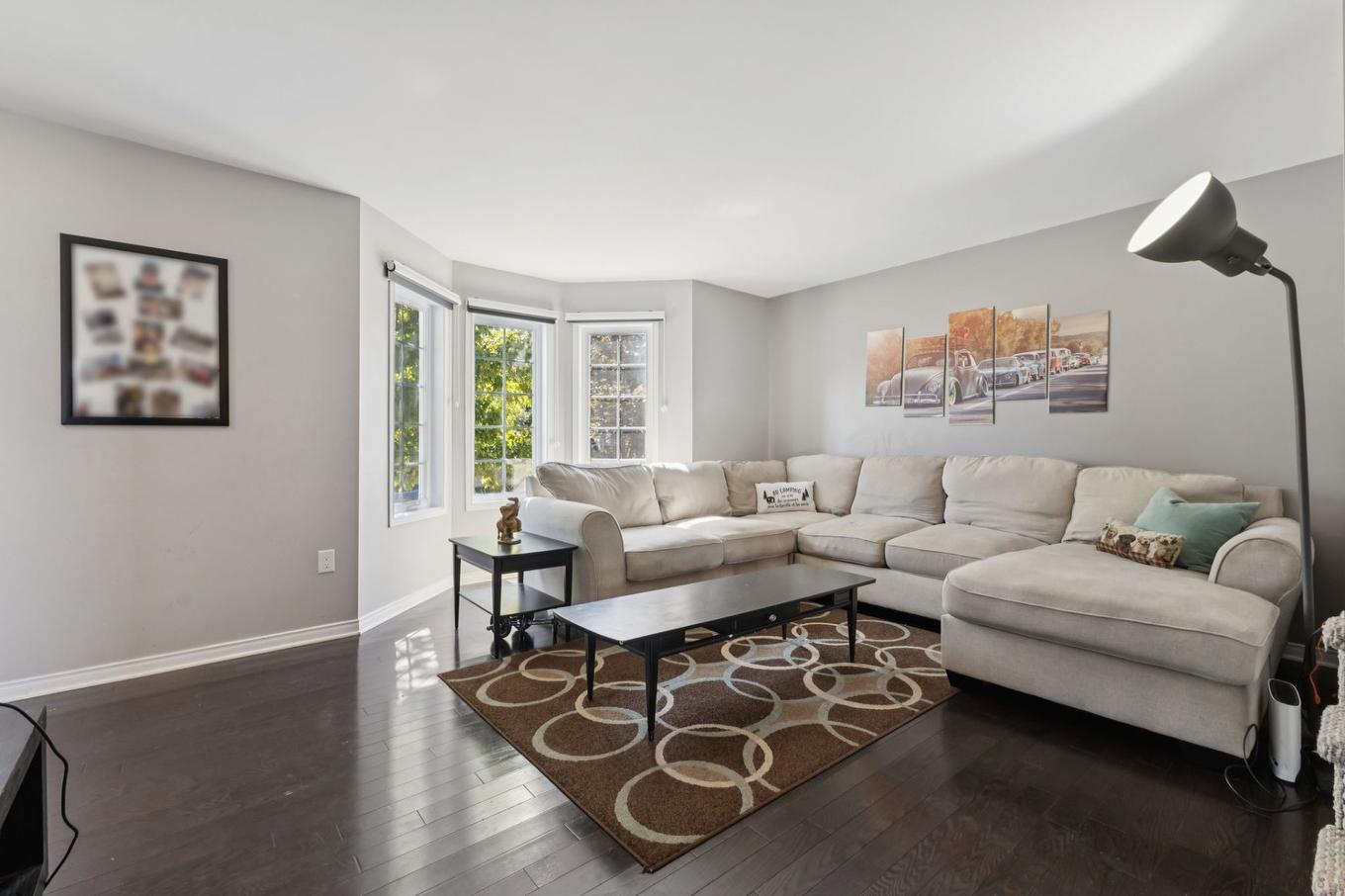 Salon - 96 Rue Scullion, Gatineau (Buckingham), QC - Indoor Photo Showing Living Room