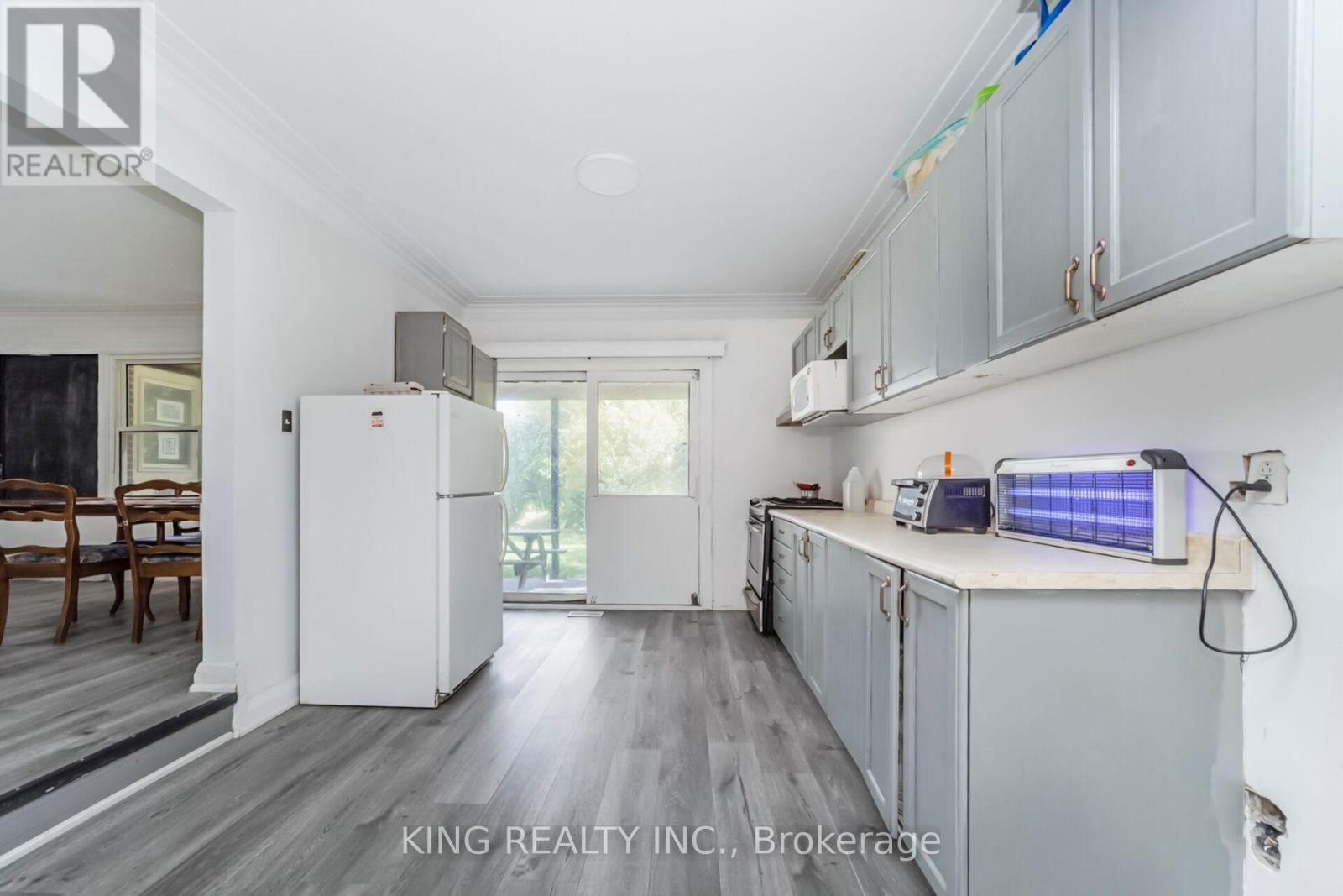 1097 Queens Boulevard, Kitchener, ON