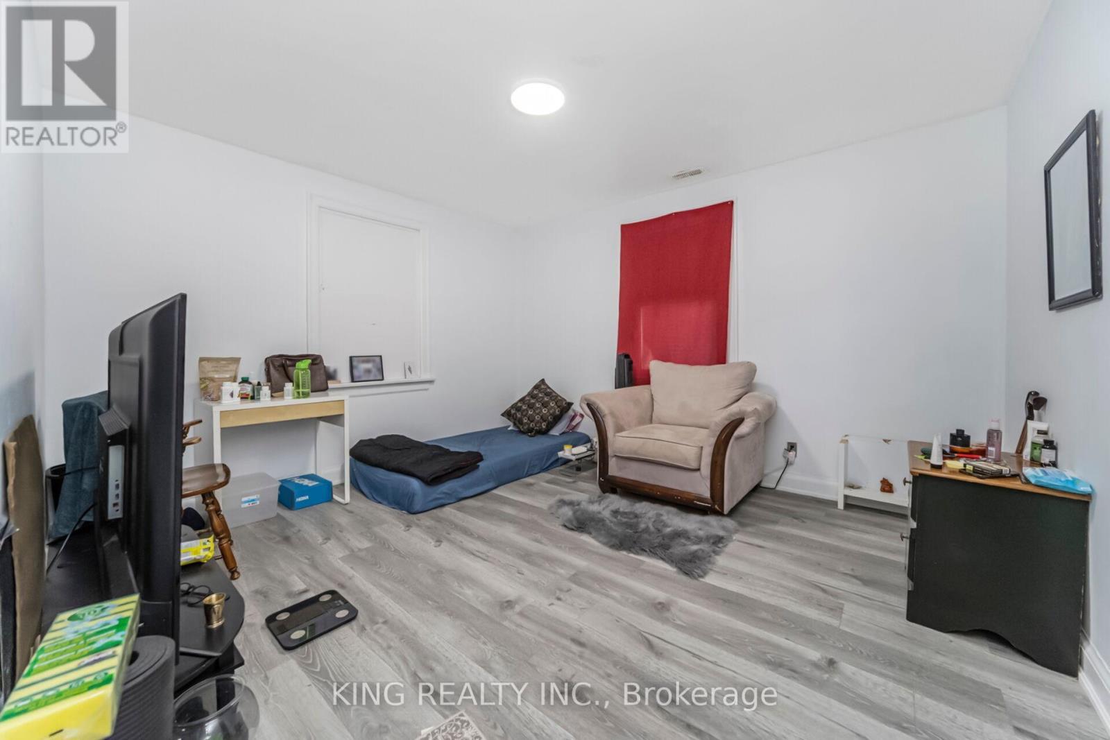 1097 Queens Boulevard, Kitchener, ON