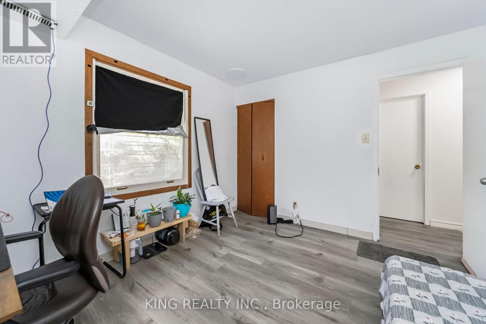 1097 Queens Boulevard, Kitchener, ON