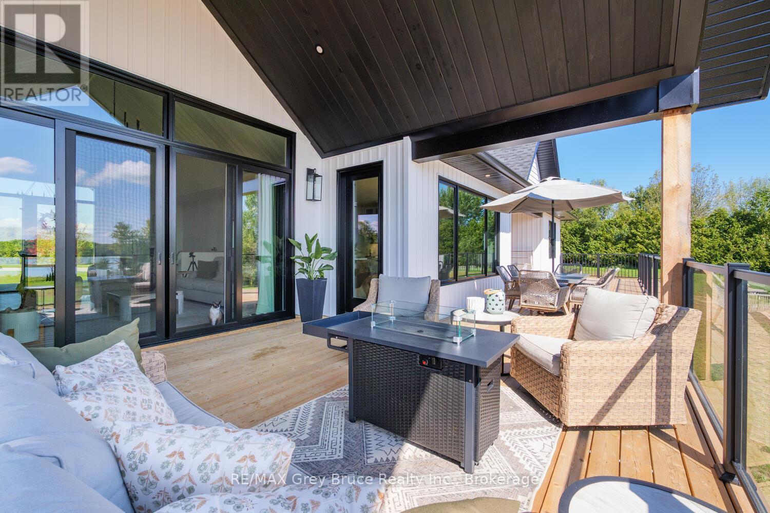 117 Almur Drive, Georgian Bluffs, ON - Outdoor With Deck Patio Veranda With Exterior