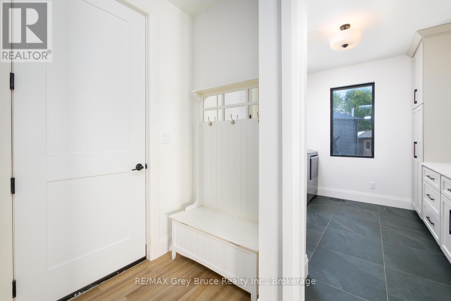 117 Almur Drive, Georgian Bluffs, ON - Indoor Photo Showing Other Room