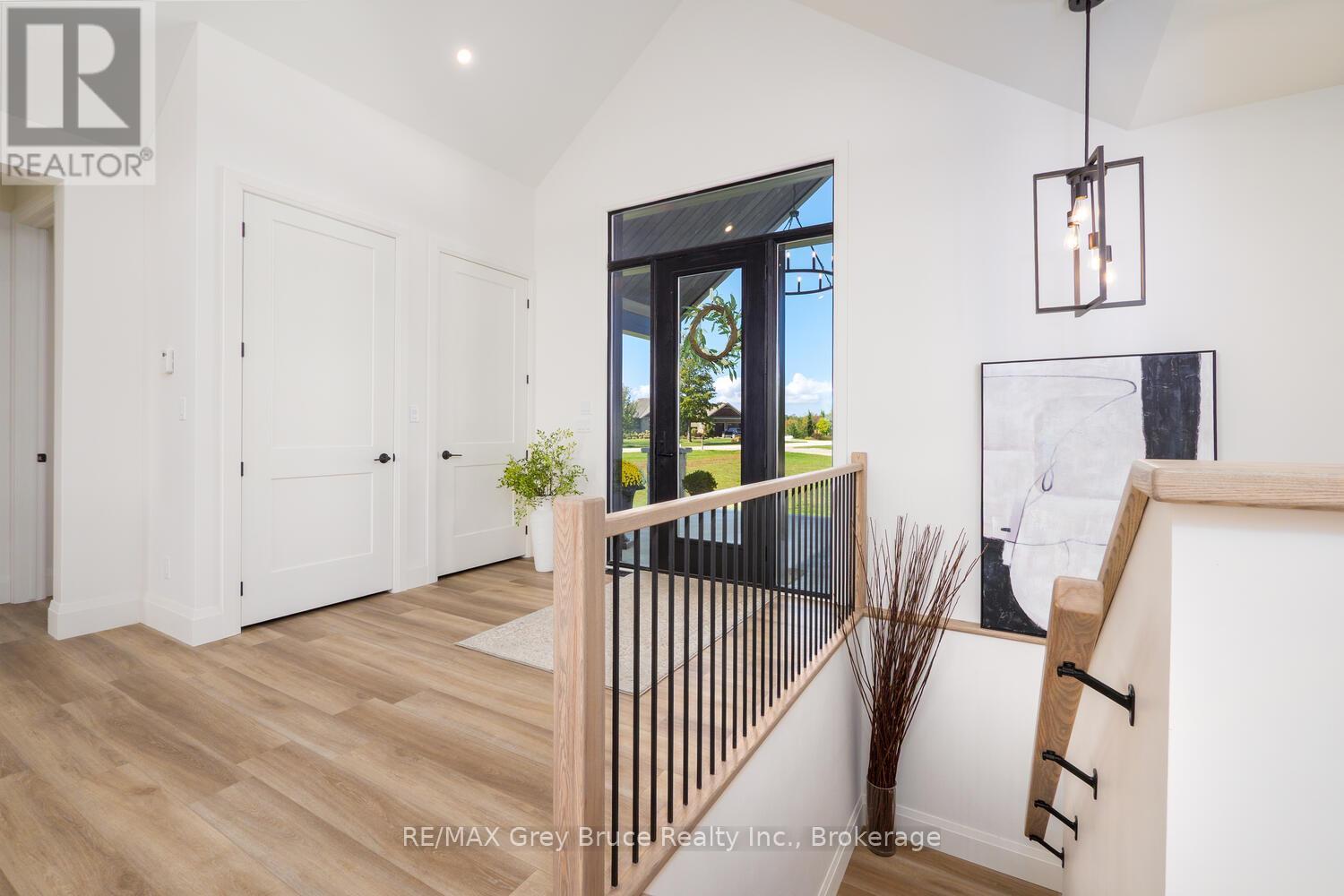 117 Almur Drive, Georgian Bluffs, ON - Indoor Photo Showing Other Room