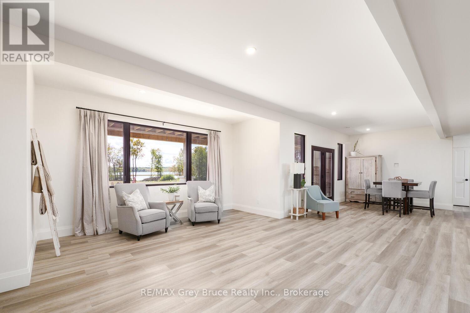 117 Almur Drive, Georgian Bluffs, ON - Indoor