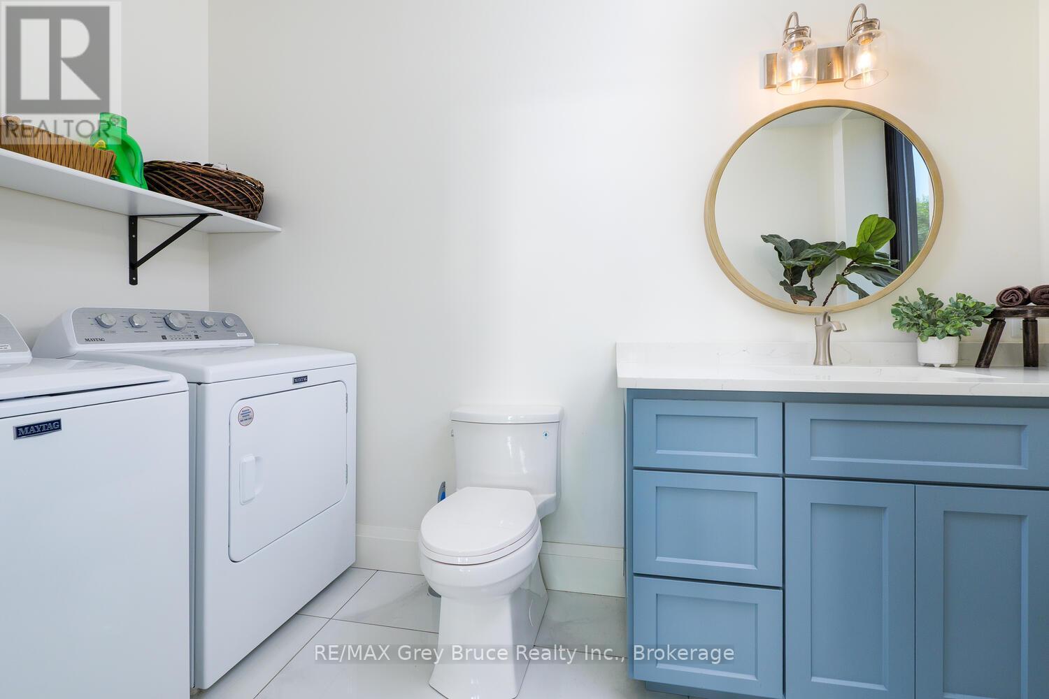 2 piece bath and lower level laundry - 117 Almur Drive, Georgian Bluffs, ON - Indoor