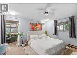 MASTER BEDROOM - Spacious and full of natural light! -