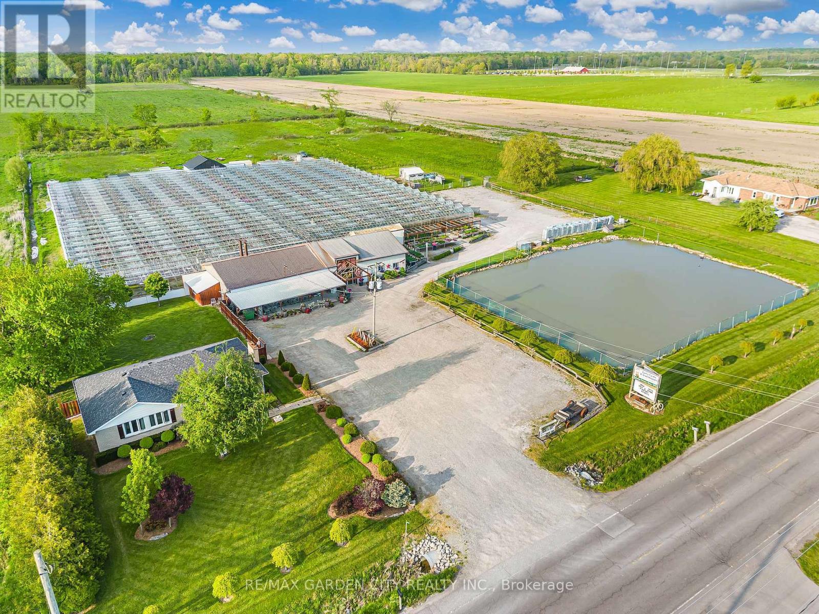 174 Mud Street W, Grimsby, ON - Outdoor With View