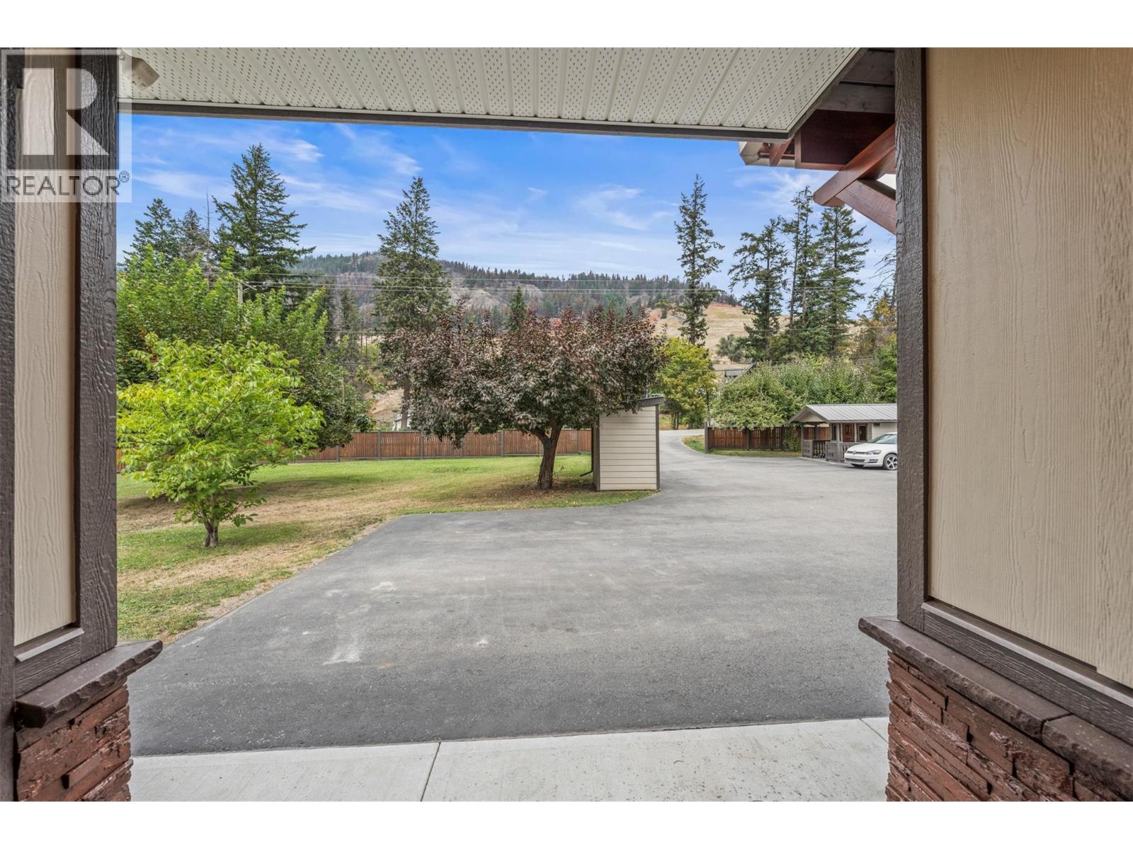 5936 Highway 6, Coldstream, BC - Outdoor