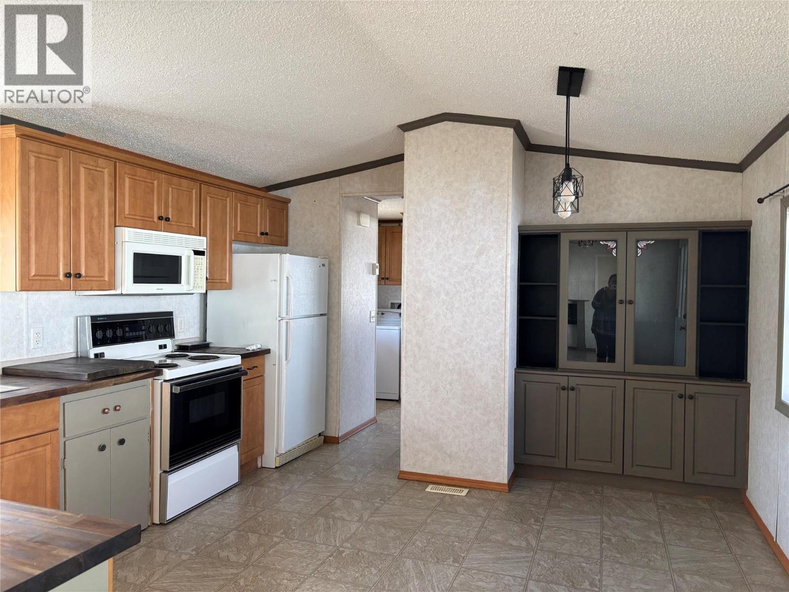 10 Nelson Avenue Unit# 4, Fruitvale, BC