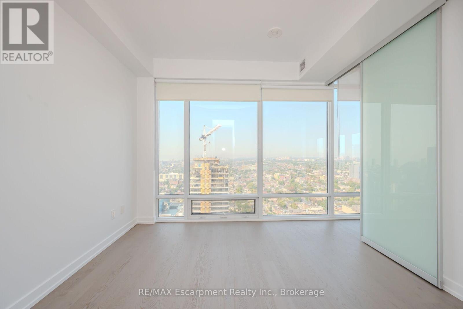 2816 - 488 University Avenue, Toronto (University), ON - Indoor Photo Showing Other Room