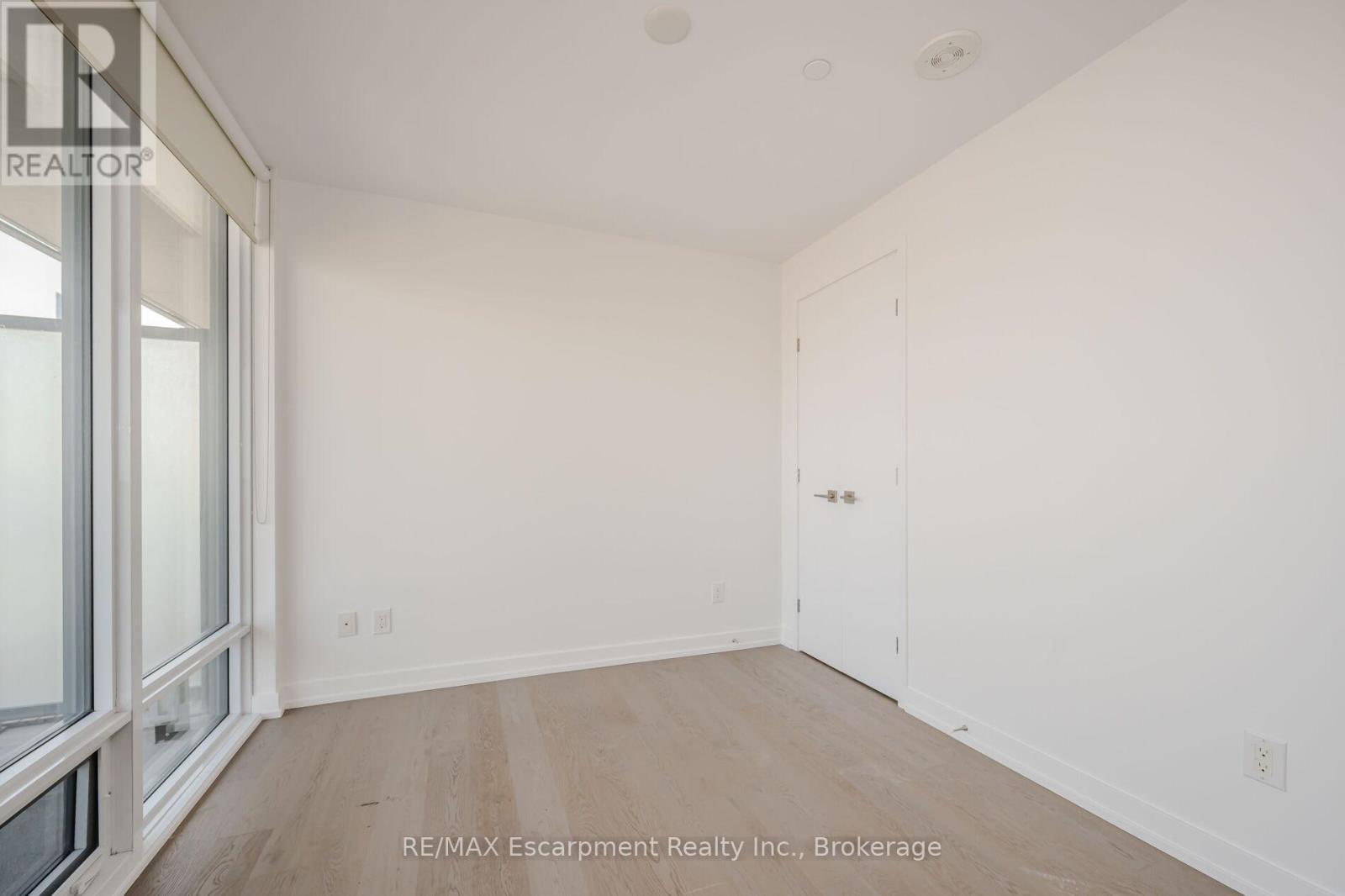 2816 - 488 University Avenue, Toronto (University), ON - Indoor Photo Showing Other Room