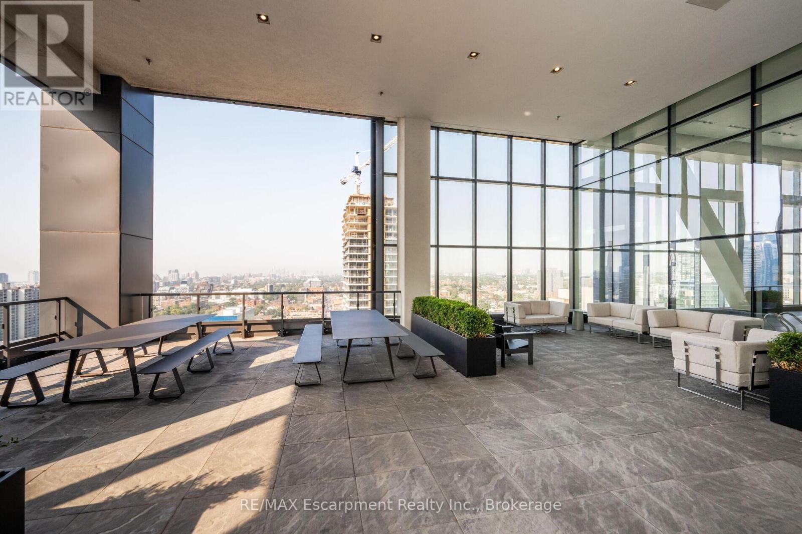 2816 - 488 University Avenue, Toronto (University), ON - Indoor Photo Showing Other Room