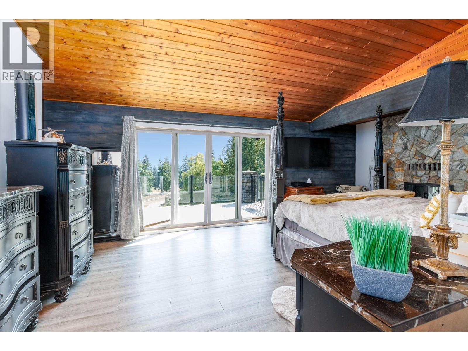 6171 50 Street Nw, Salmon Arm, BC -