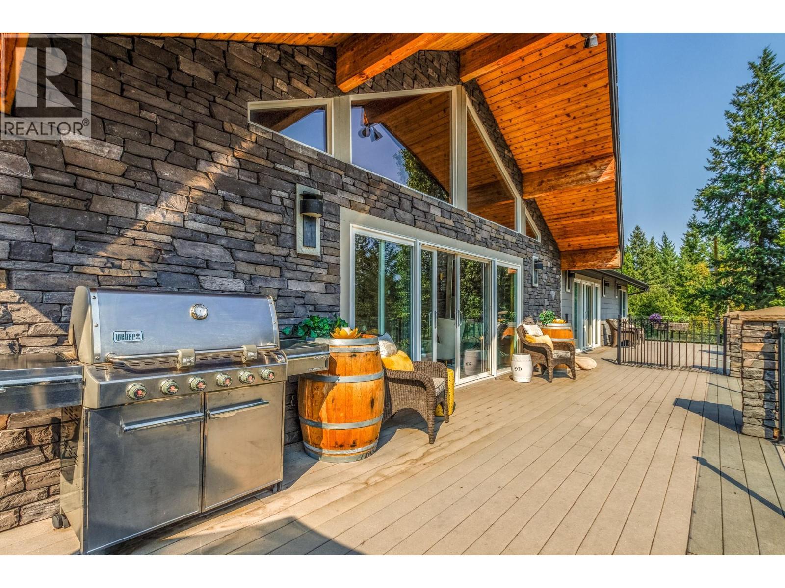 6171 50 Street Nw, Salmon Arm, BC - Outdoor With Deck Patio Veranda With Exterior