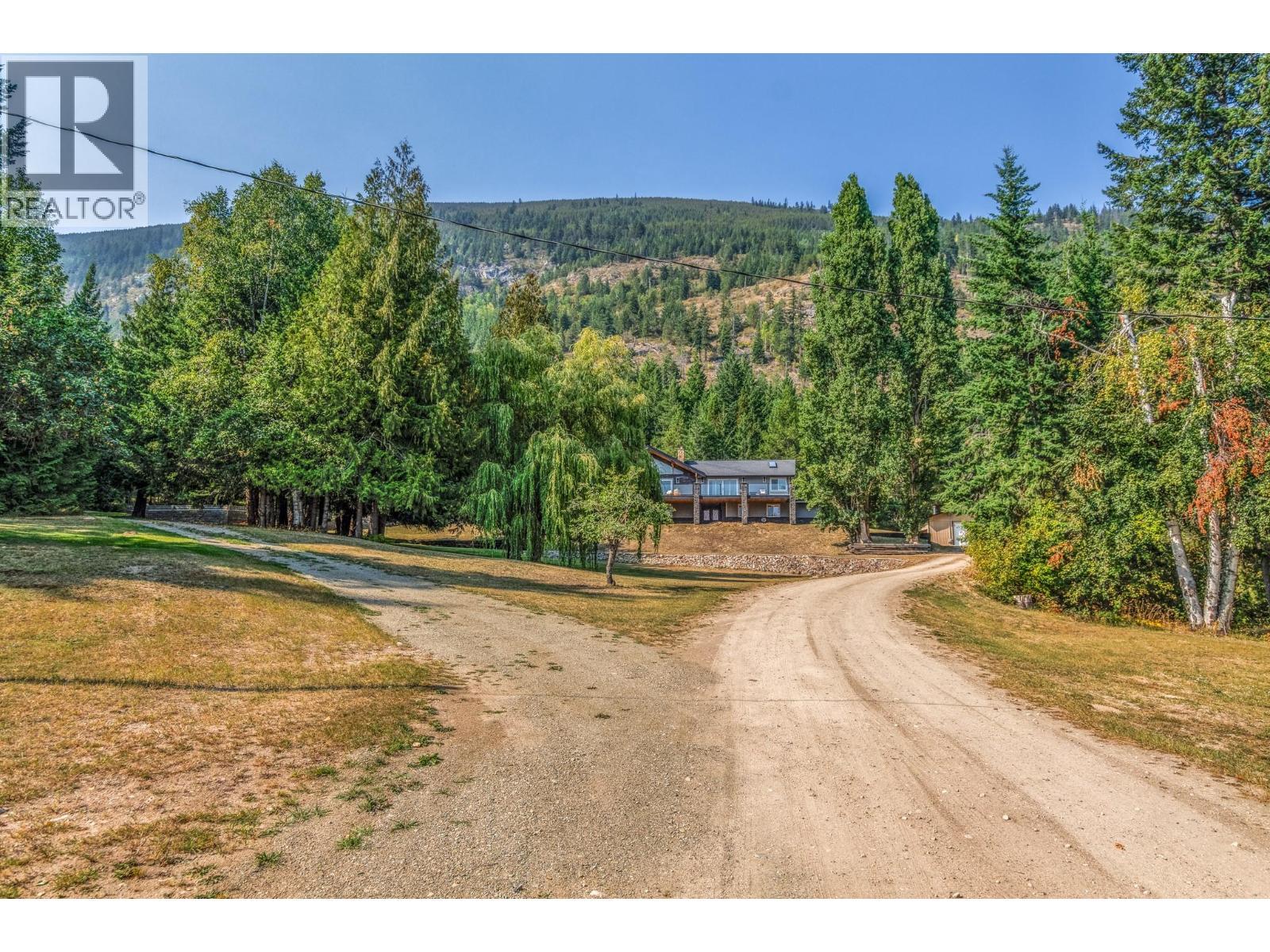 6171 50 Street Nw, Salmon Arm, BC - Outdoor With View