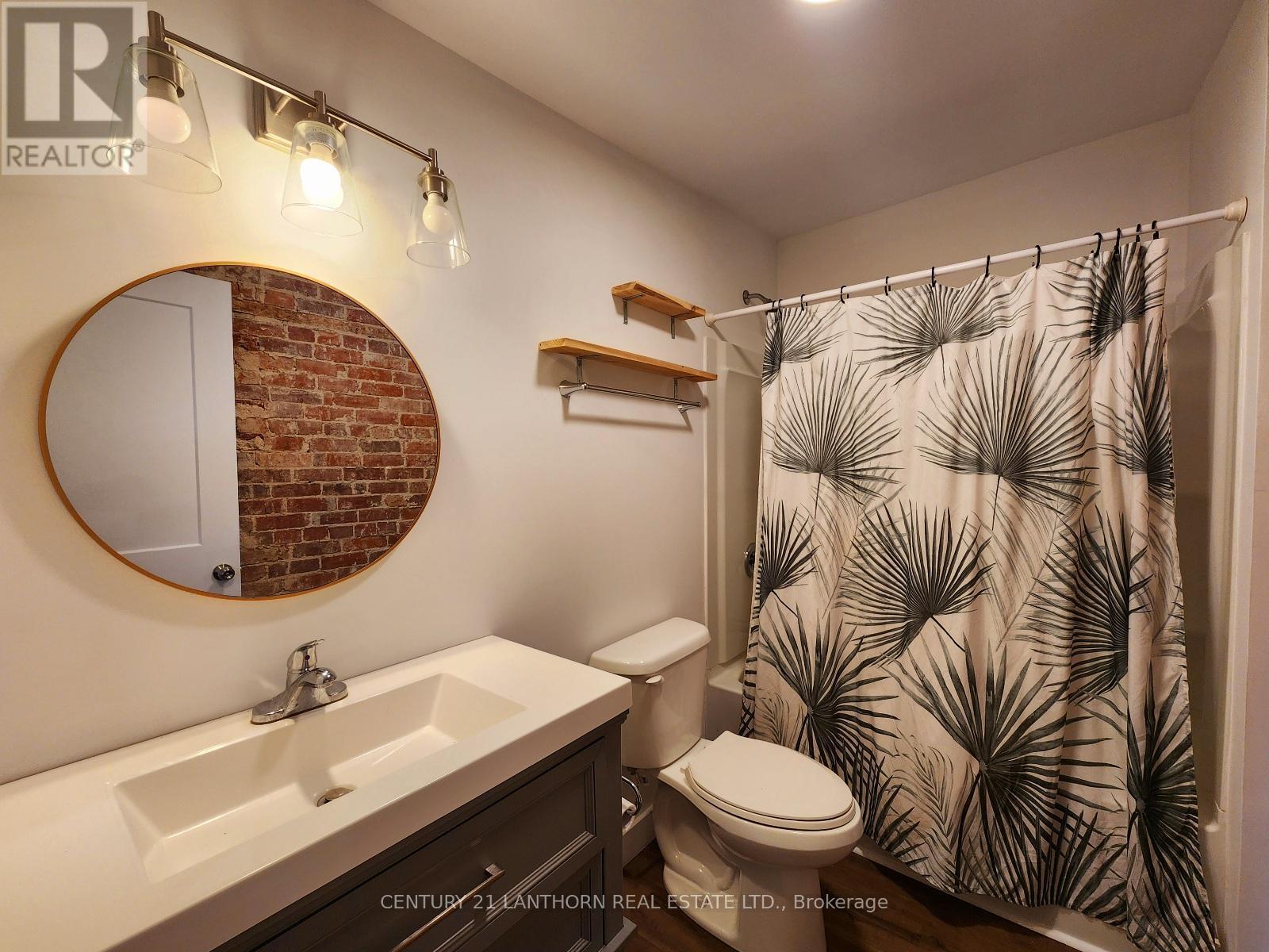 279-281 Picton Main Street, Prince Edward County (Picton), ON