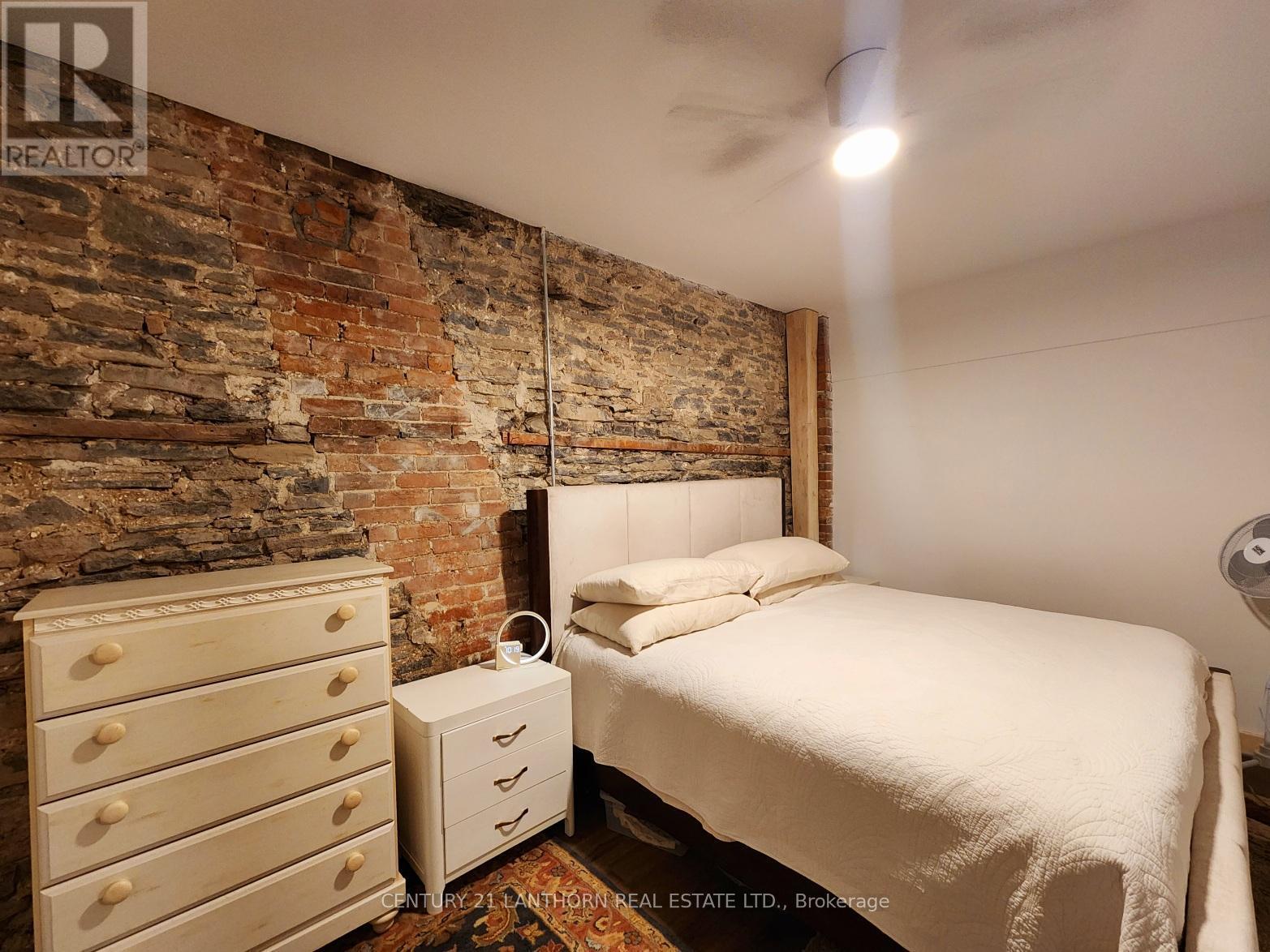 279-281 Picton Main Street, Prince Edward County (Picton), ON