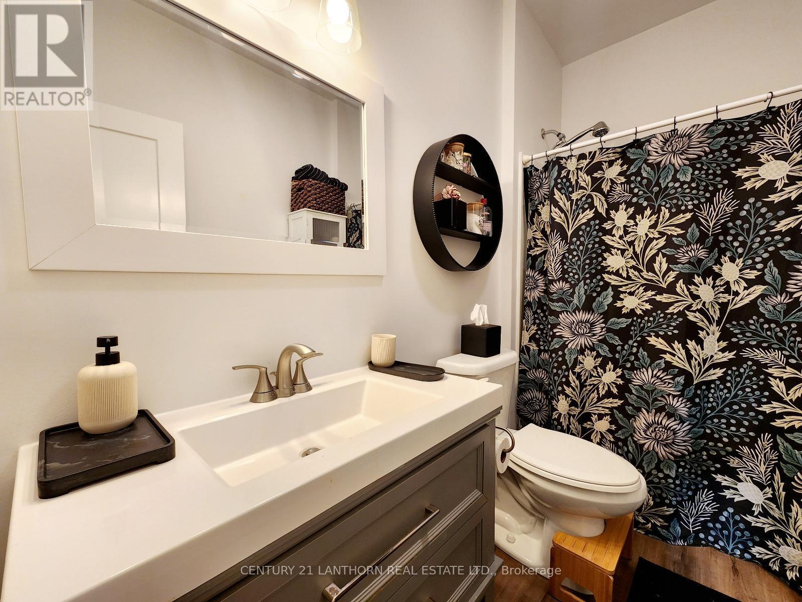 279-281 Picton Main Street, Prince Edward County (Picton), ON