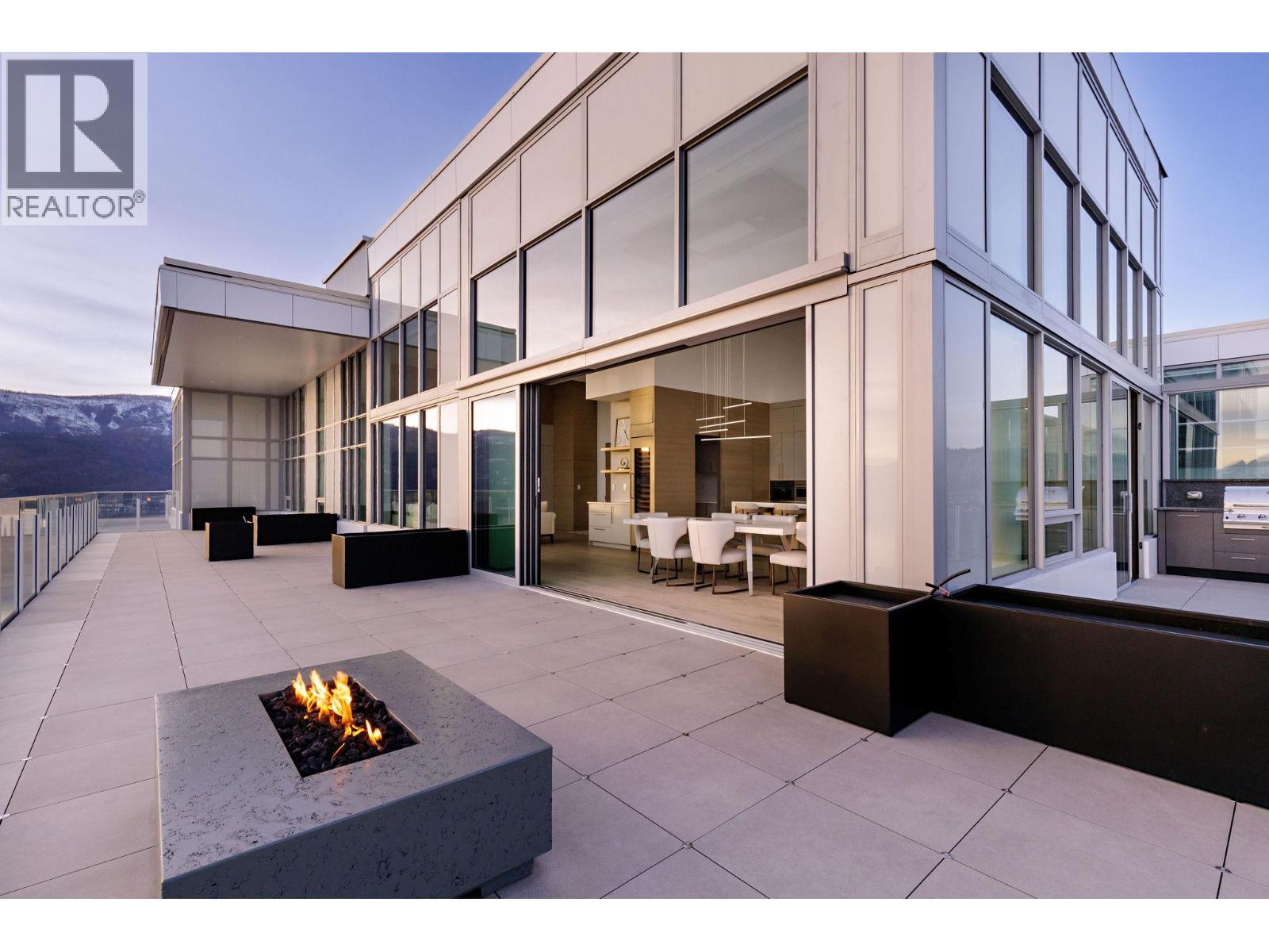 1181 Sunset Drive Unit# 2901, Kelowna, BC - Outdoor With Exterior