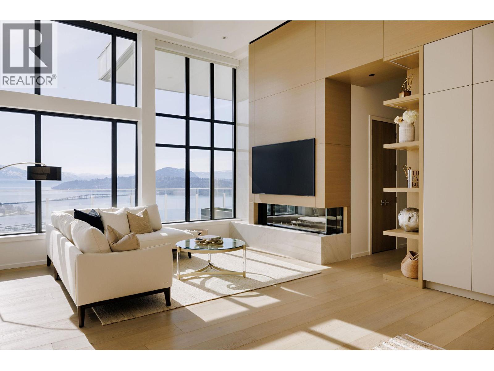 1181 Sunset Drive Unit# 2901, Kelowna, BC - Indoor