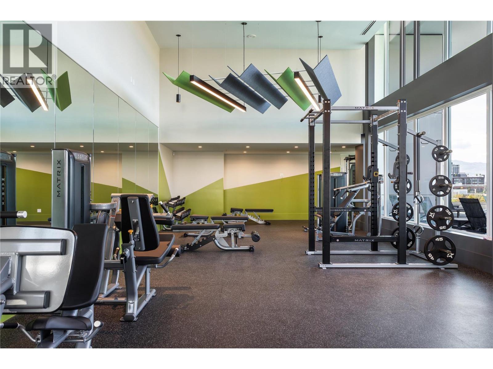 1181 Sunset Drive Unit# 2902, Kelowna, BC - Indoor Photo Showing Gym Room