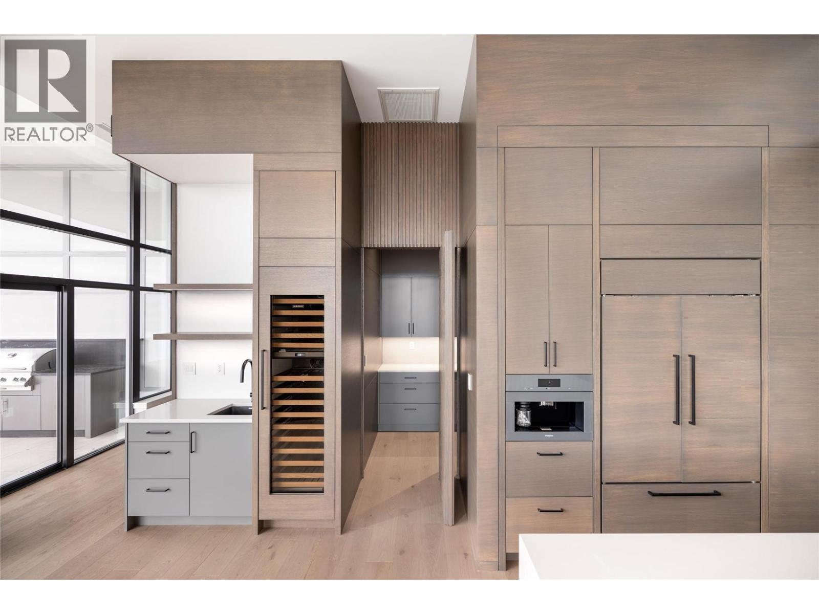 1181 Sunset Drive Unit# 2902, Kelowna, BC - Indoor