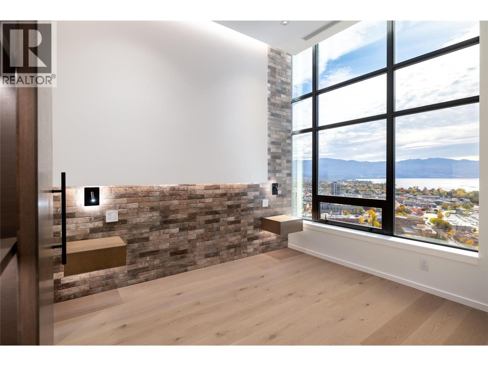 1181 Sunset Drive Unit# 2902, Kelowna, BC - Indoor Photo Showing Other Room