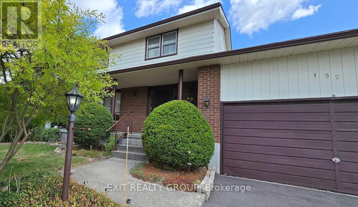 152 Chatterton Valley Crescent, Quinte West (Sidney Ward), ON - Outdoor With Exterior