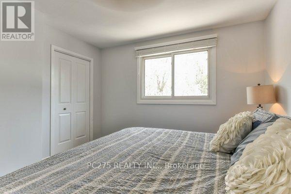 221 Admiral Drive, London East (East I), ON - Indoor Photo Showing Bedroom