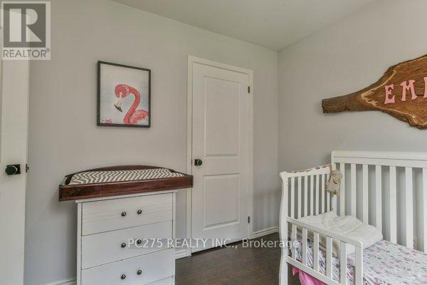 221 Admiral Drive, London East (East I), ON - Indoor Photo Showing Bedroom