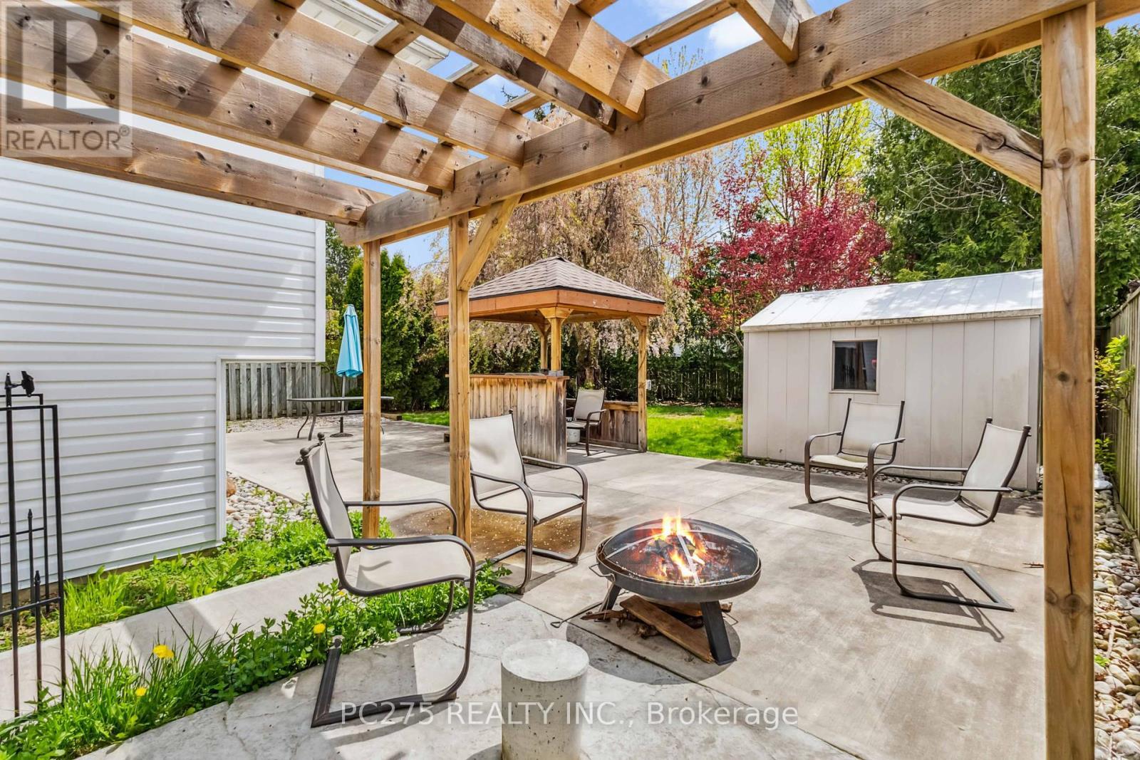 221 Admiral Drive, London East (East I), ON - Outdoor With Deck Patio Veranda