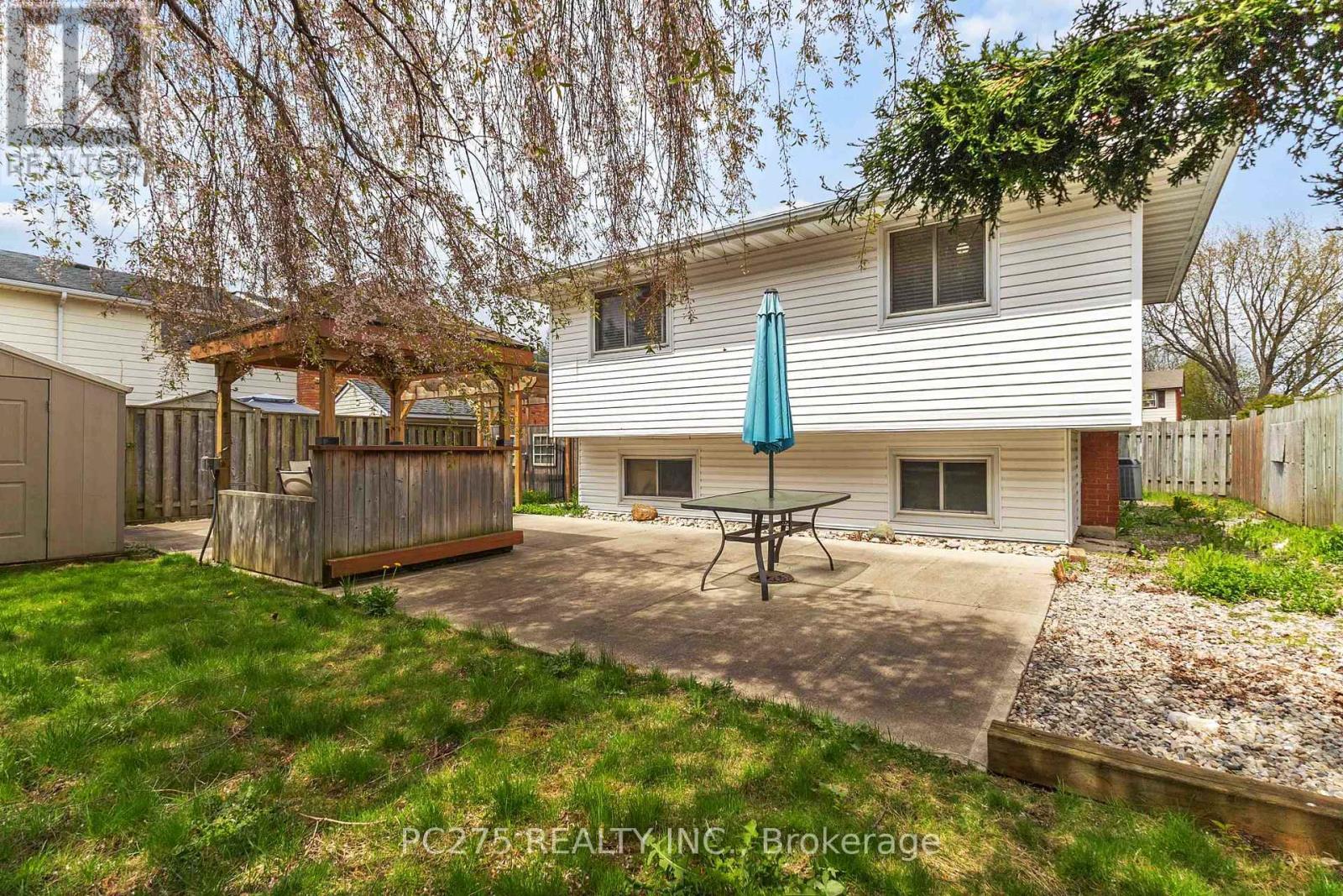 221 Admiral Drive, London East (East I), ON - Outdoor With Deck Patio Veranda