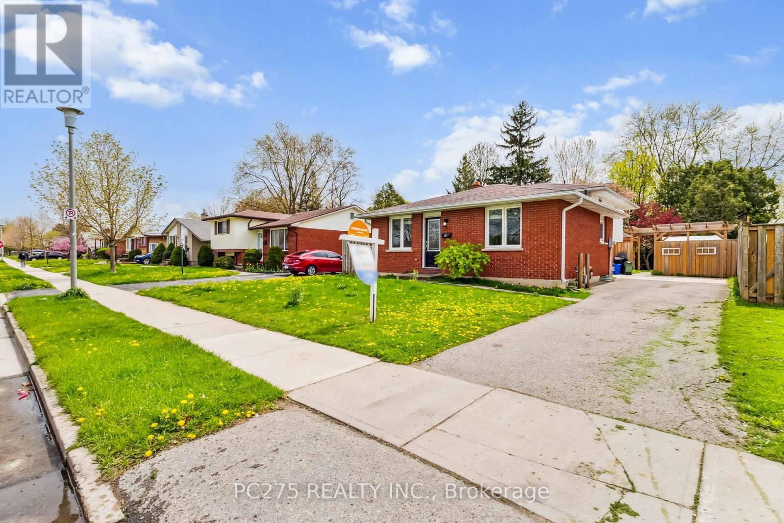 221 Admiral Drive, London East (East I), ON - Outdoor With Facade