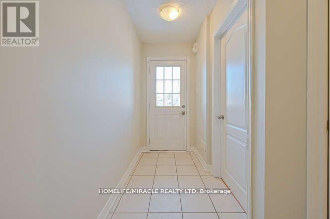 45 Peach Drive, Brampton, ON - Indoor Photo Showing Other Room