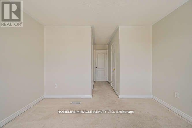 45 Peach Drive, Brampton, ON - Indoor Photo Showing Other Room