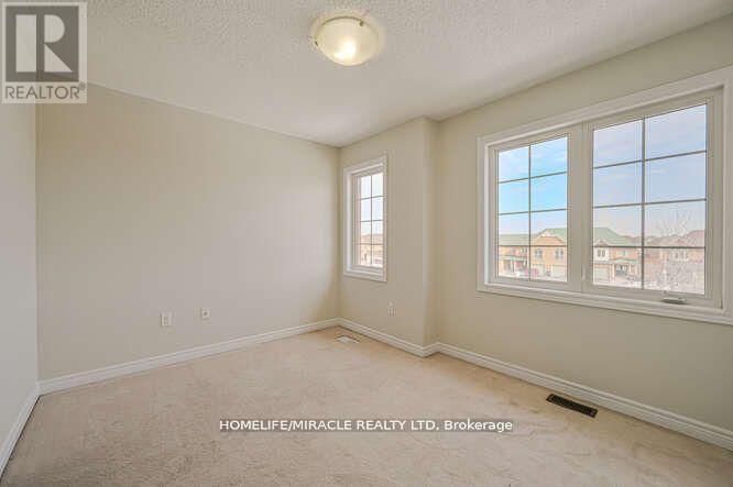 45 Peach Drive, Brampton, ON - Indoor Photo Showing Other Room