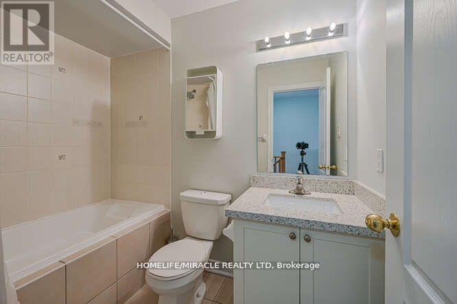 45 Peach Drive, Brampton, ON - Indoor Photo Showing Bathroom