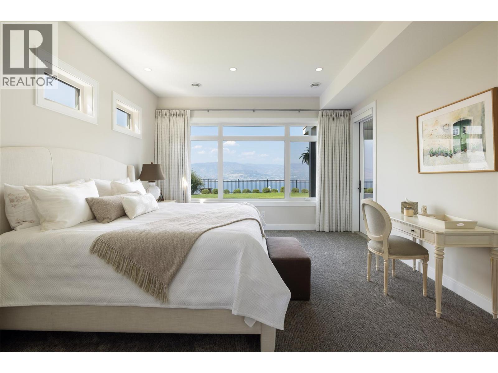 Lwr level bdrm - 5572 Upper Mission Drive, Kelowna, BC - Indoor Photo Showing Bedroom