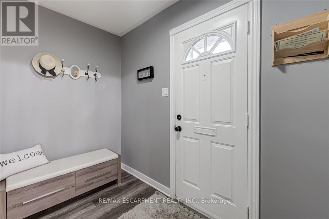 48 - 2825 Gananoque Drive, Mississauga, ON - Indoor Photo Showing Other Room