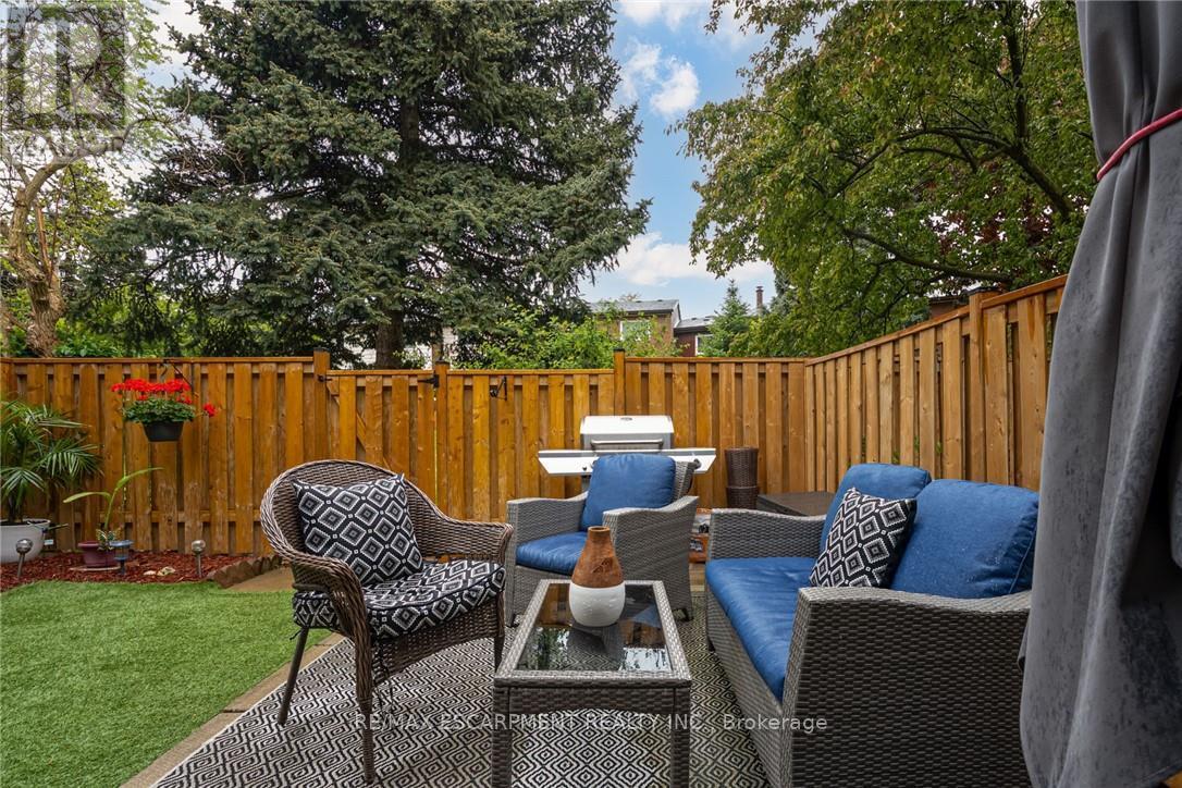 48 - 2825 Gananoque Drive, Mississauga, ON - Outdoor With Deck Patio Veranda