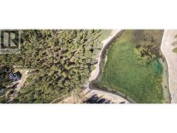 1 minute walk to Hart Lake -