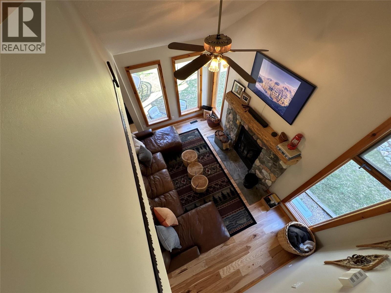 2851 Rosen Heights Road, Jaffray, BC - Indoor Photo Showing Other Room